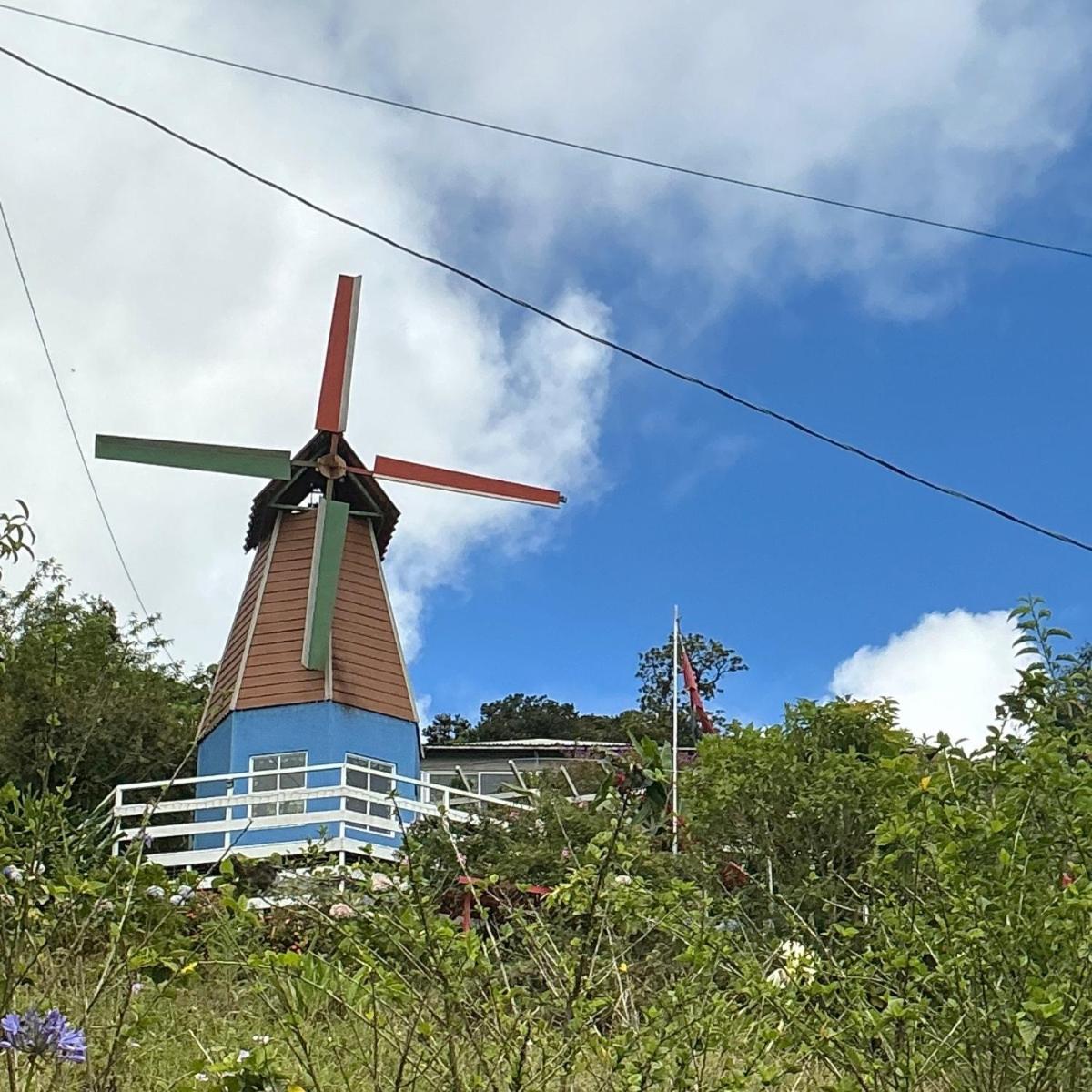 Hotel Vistas Del Cielo Cartago Kültér fotó